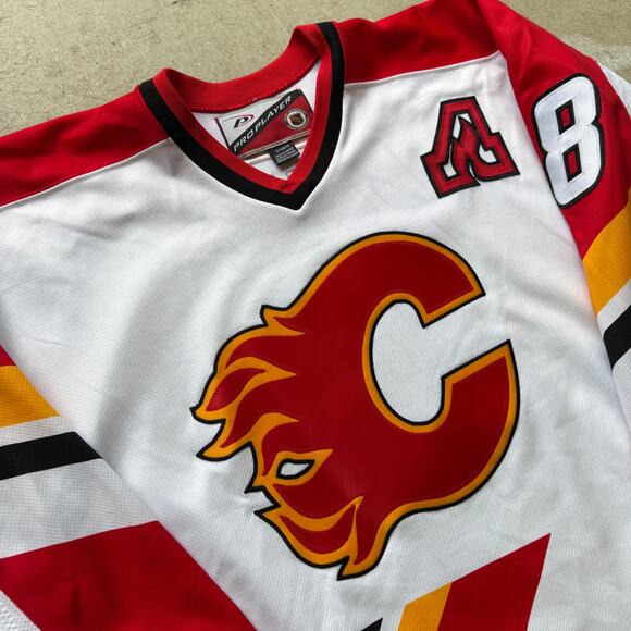 Vintage Pro Player Valeri Bure Calgary Flames Authentic NHL Hockey Jersey Sz XL - Picture 7 of 7